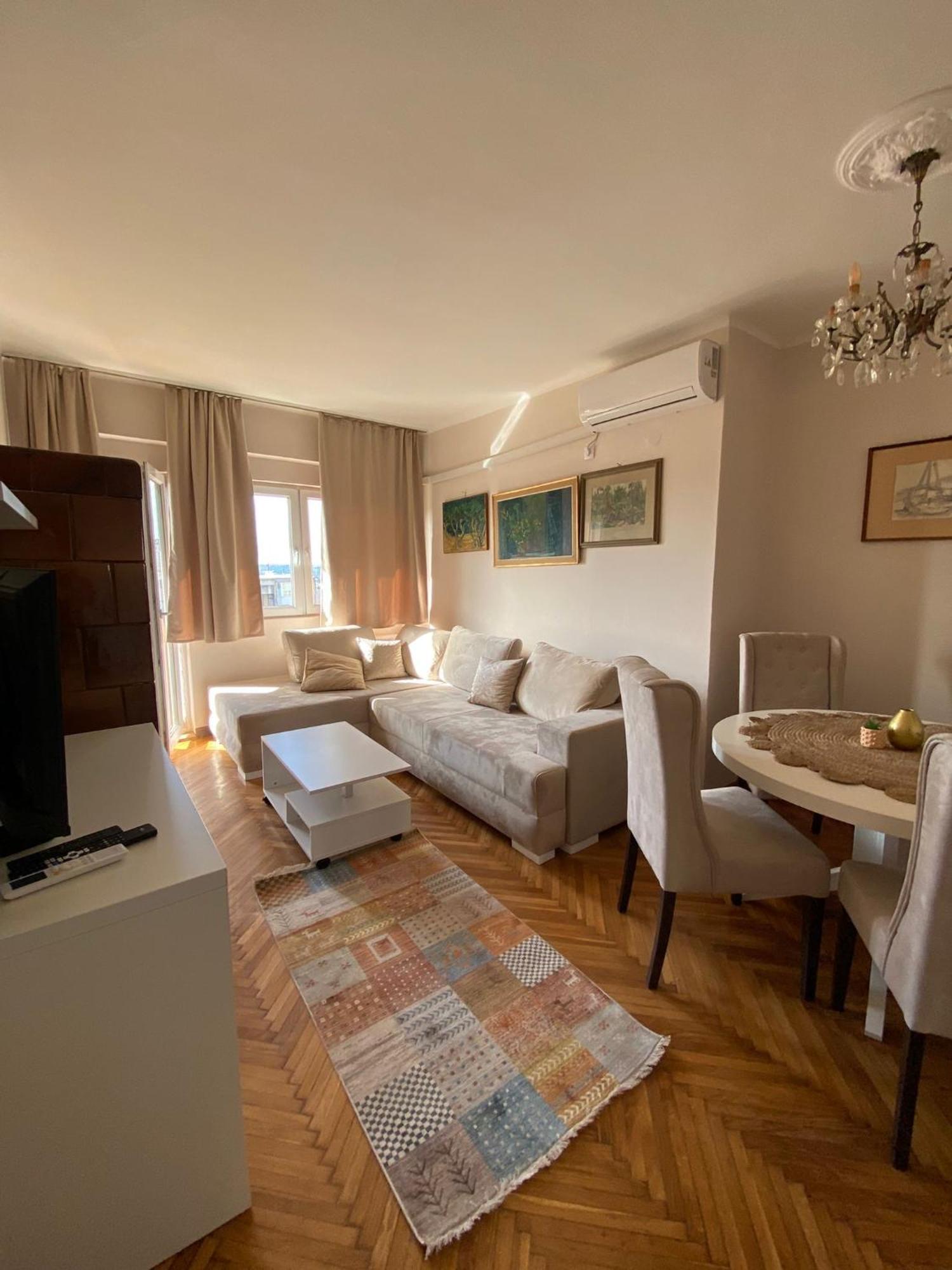 Apartment Wellness Белград Екстериор снимка